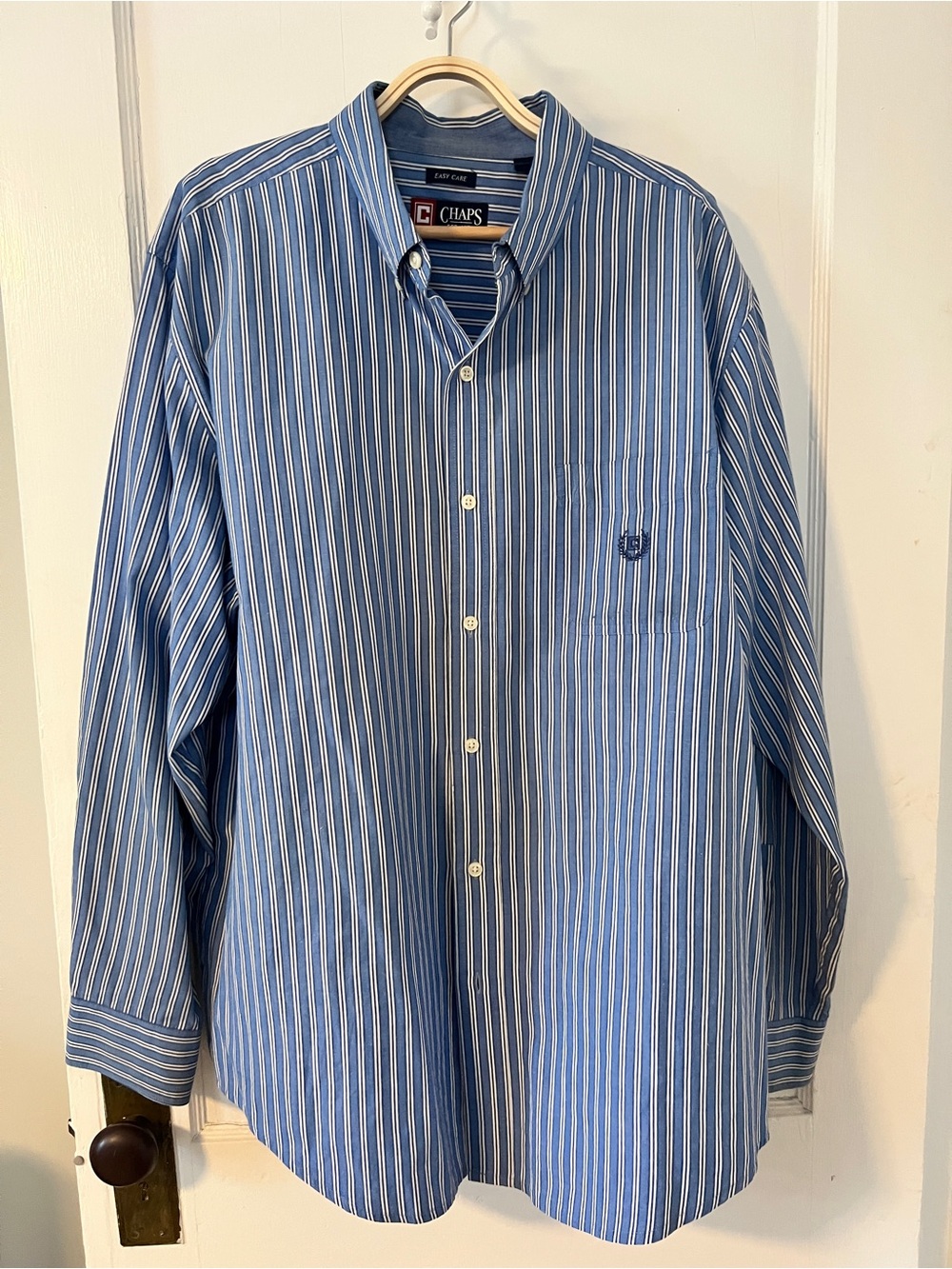 Chaps Men’s Blue and White Striped Button-Down Shirt Americana 4th of July